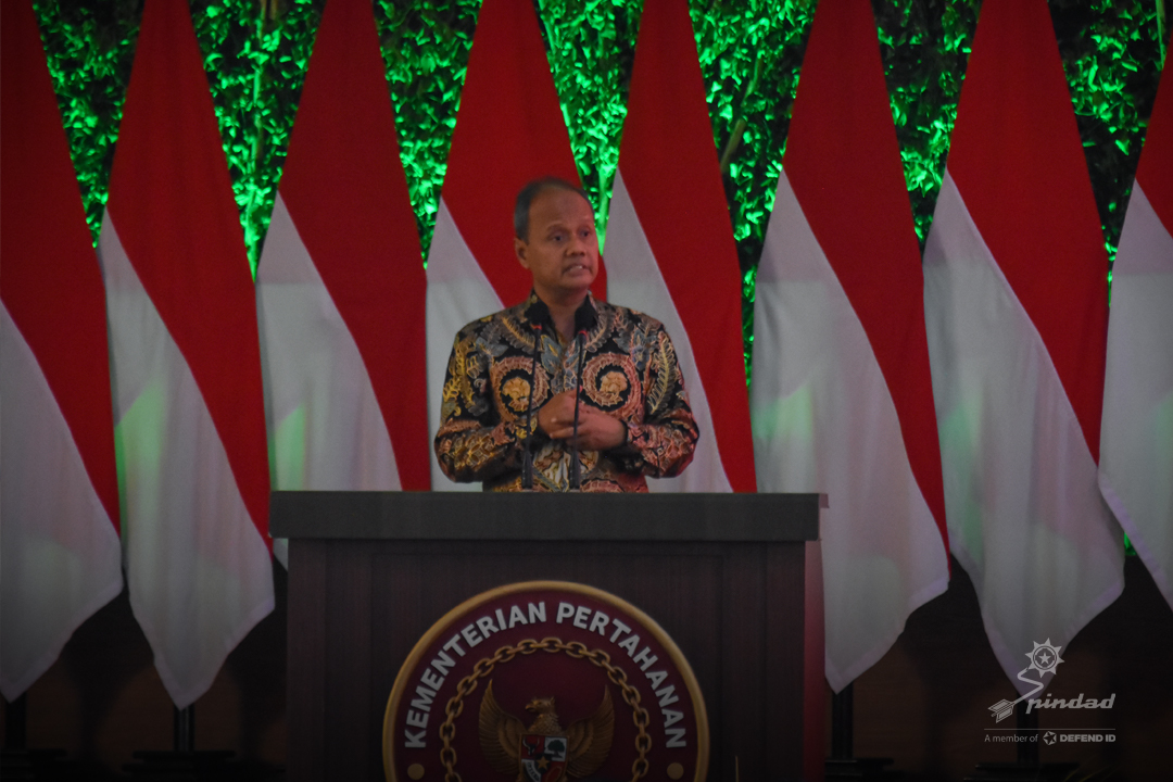 Dirtekbang PT Pindad Menjadi Narasumber Dalam Kegiatan Simposium Kementerian Pertahanan RI