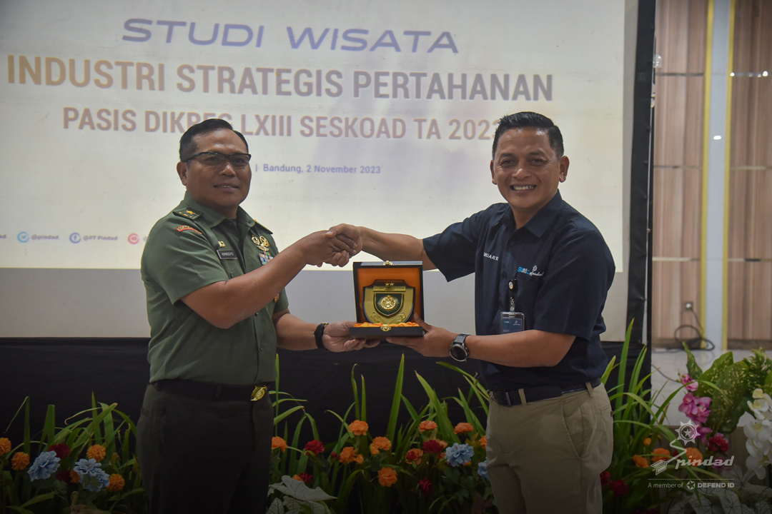 Perwira Siswa Seskoad Kunjungi Fasilitas Produksi PT Pindad