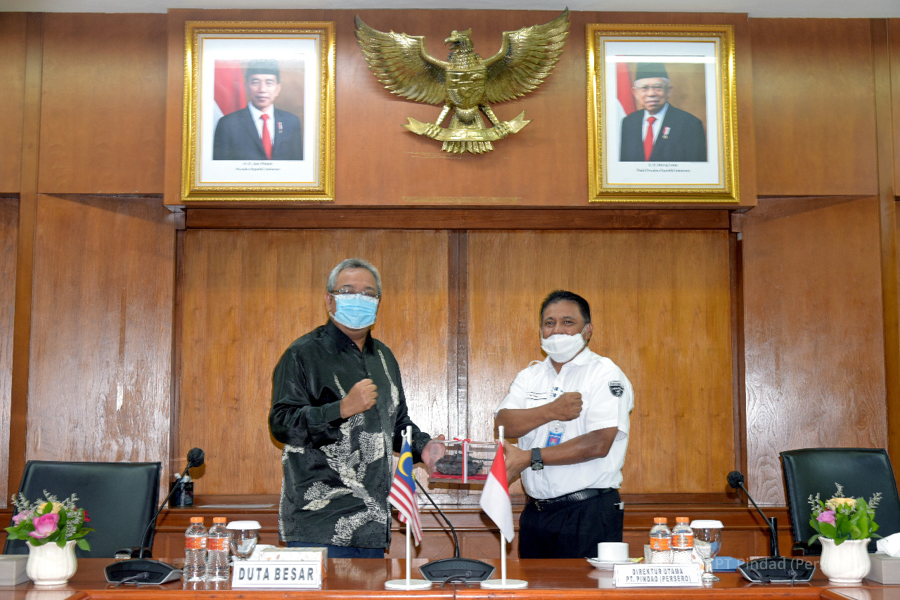 Duta Besar Malaysia Kunjungi Pindad