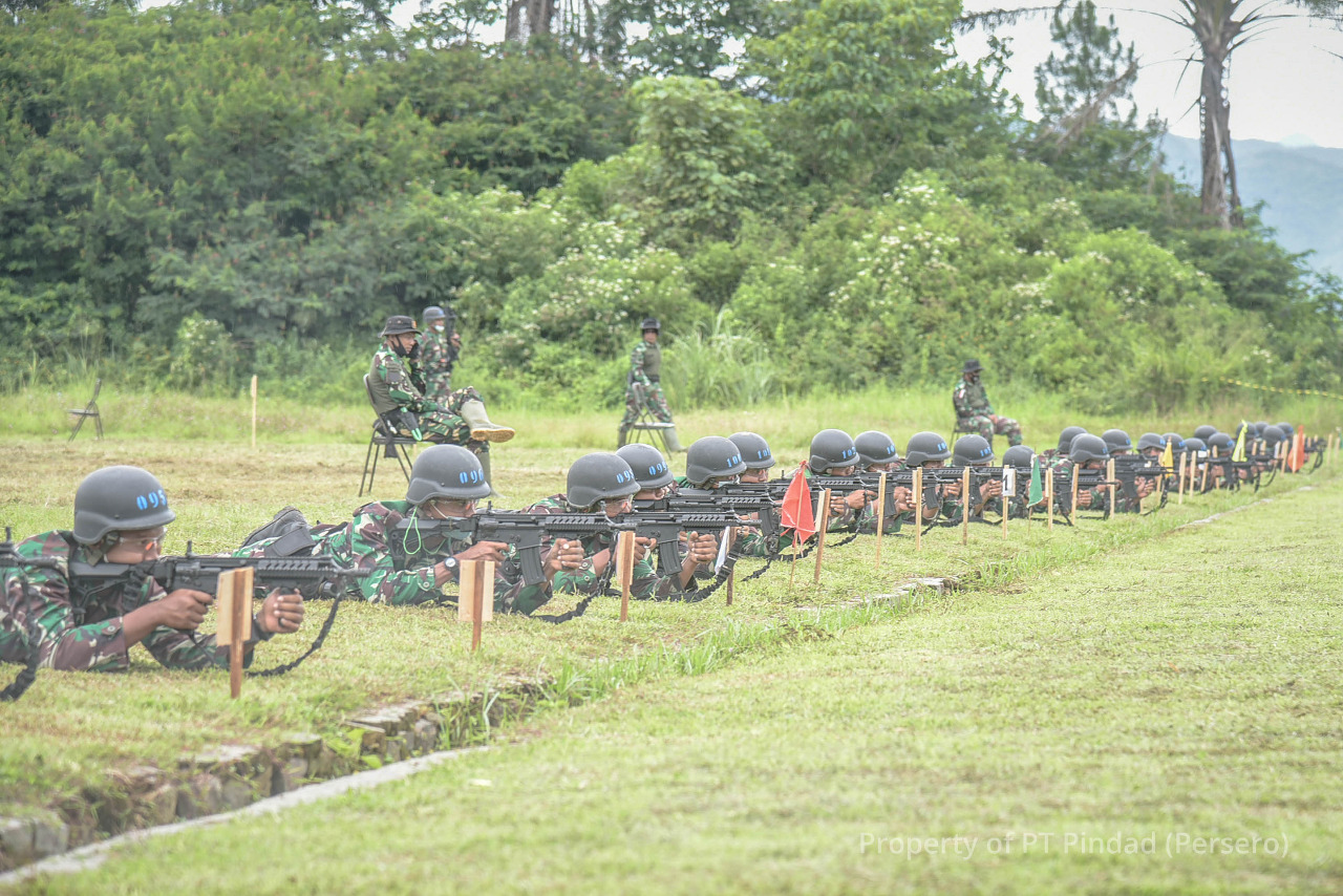 Detasemen Kawal Khusus Kemhan Lakukan Latih Tembak dengan SS2-V5 A1 & G2 Combat