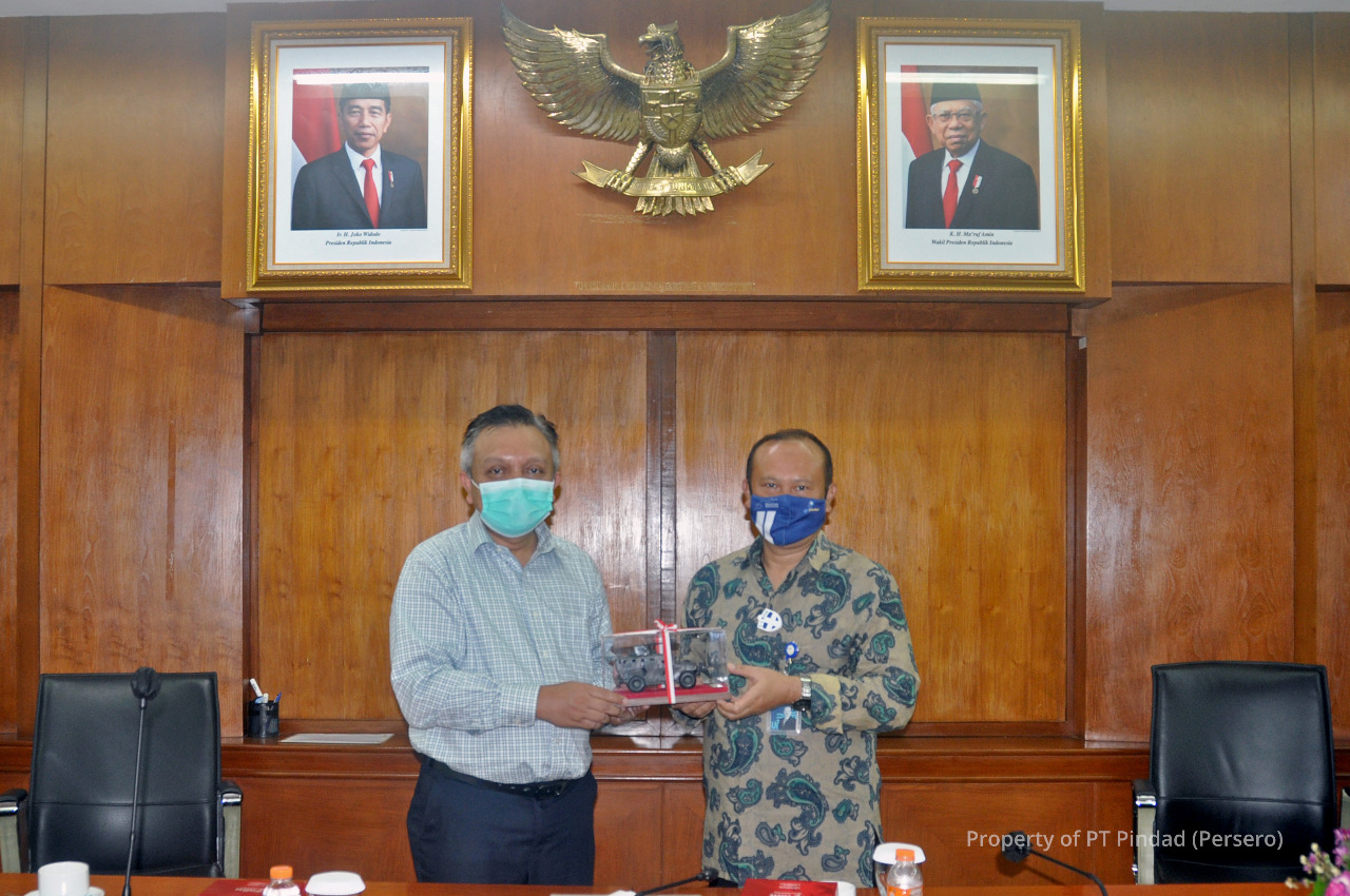 Deputi Pembiayaan Kemenkopukm Dorong Pindad Topang UMKM