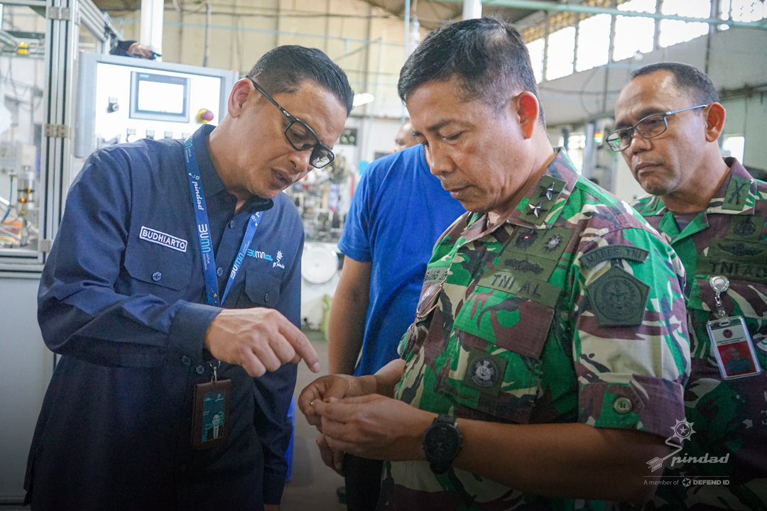 Dirjen Kuathan Tinjau Divisi Munisi PT Pindad