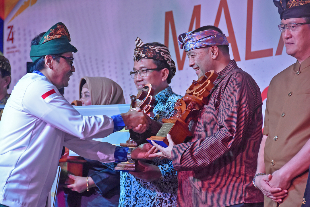 Hadiri Malam Apresiasi Hakteknas, Pindad Sabet Peringkat 3 Inovasi Abyudaya
