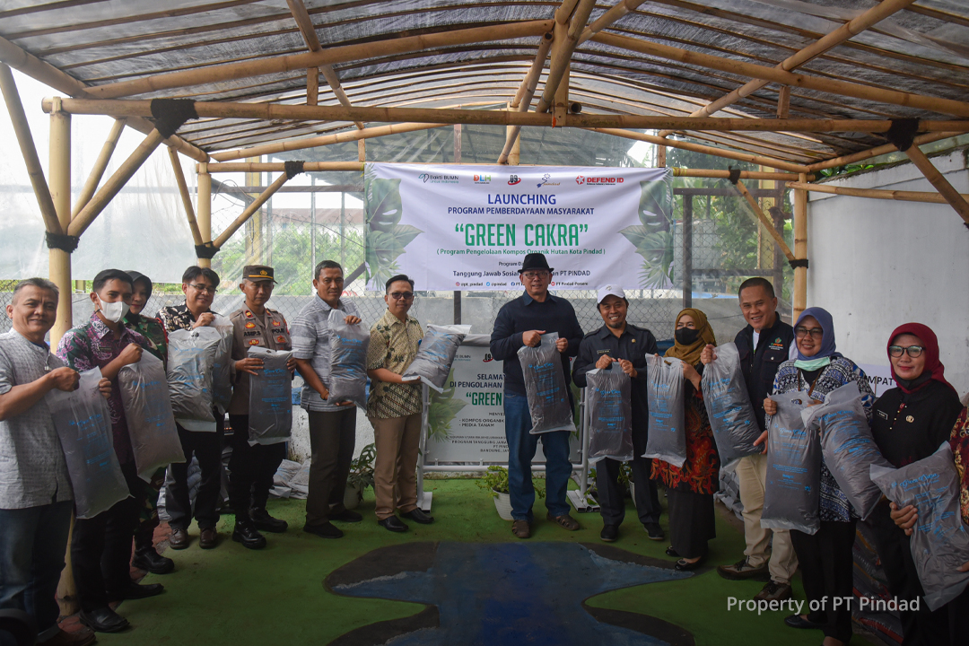 OPTIMALKAN SAMPAH ORGANIK MENJADI KOMPOS, PINDAD LAUNCHING PROGRAM GREEN CAKRA