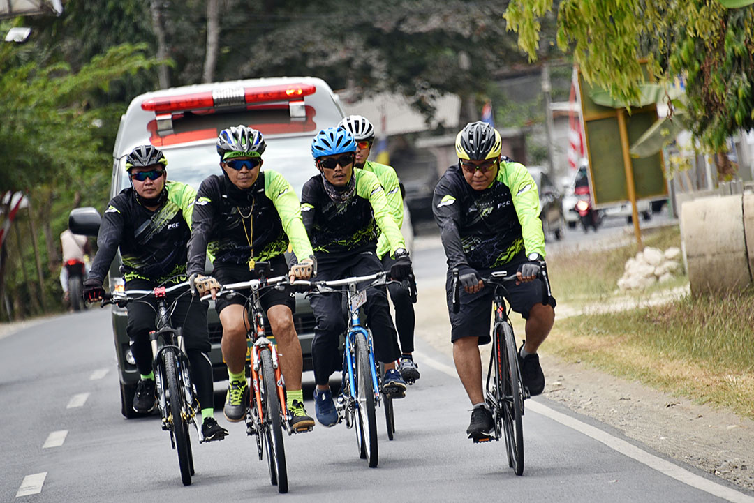 Sinergi NKRI, Pindad dan TNI - Polri  Gowes Bareng Tour Pangandaran 