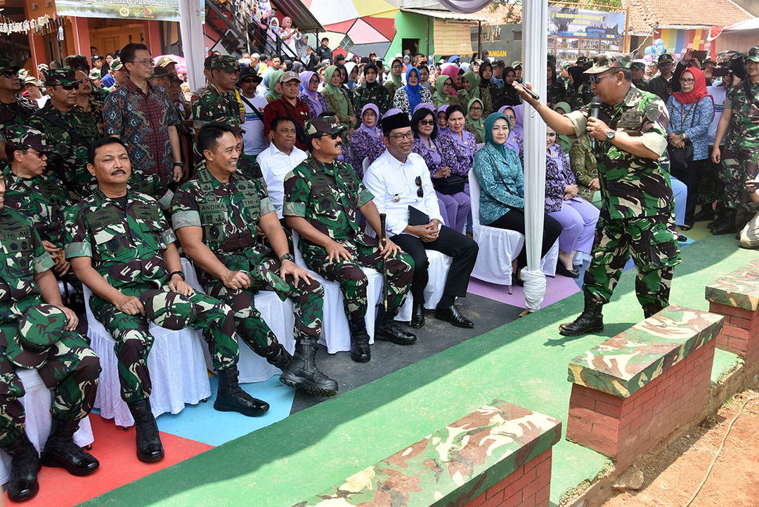 Bersama Panglima TNI, Dirut Pindad Tinjau Progres Normalisasi Sungai Citarum