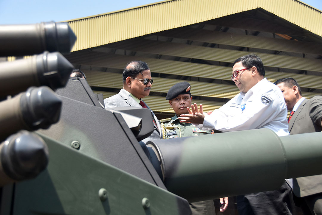 Sambut KSAD Bangladesh, Dirtekbang Pindad Pamerkan Medium Tank