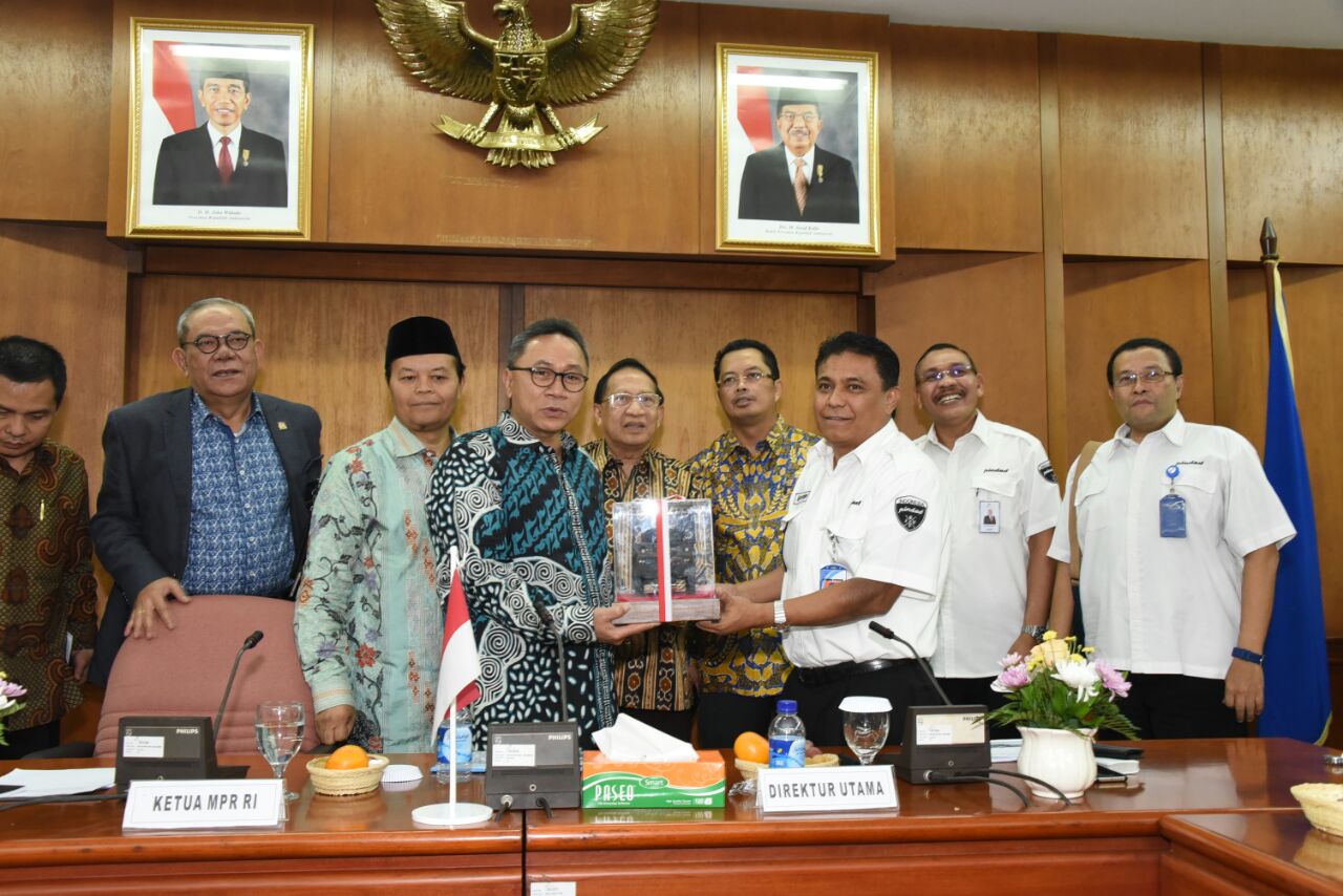 Dorong Kemandirian Dalam Negeri, Ketua MPR Dukung Pindad