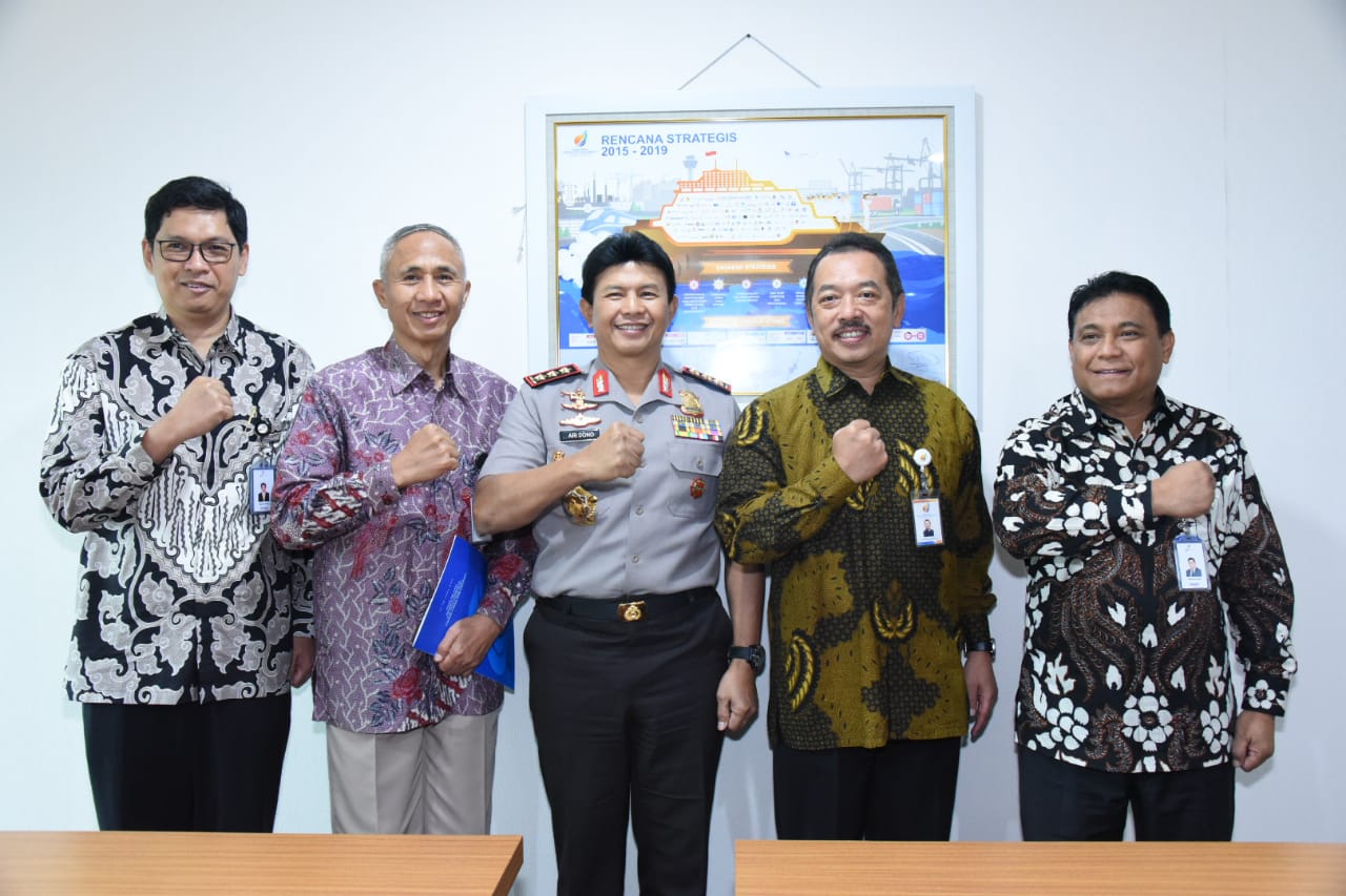 Pergantian Anggota Dewan Komisaris & Pengangkatan Komisaris Independen Pindad