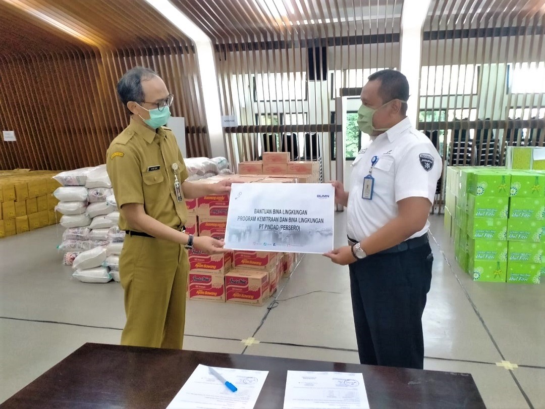 Pindad Berikan Bantuan Kepada Pemkot Bandung Untuk Penanganan Covid-19