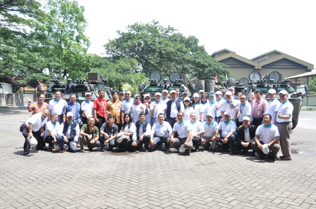 Kunjungan SP Garuda Indonesia ke PT Pindad (Persero)