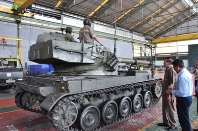 Kunjungan Wamenhan ke PT Pindad (Persero)